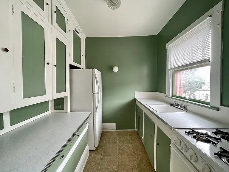 914 S 5th St #26 — Photo 4