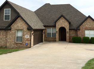 3355 Indian Springs Ave, Springdale, AR 72762