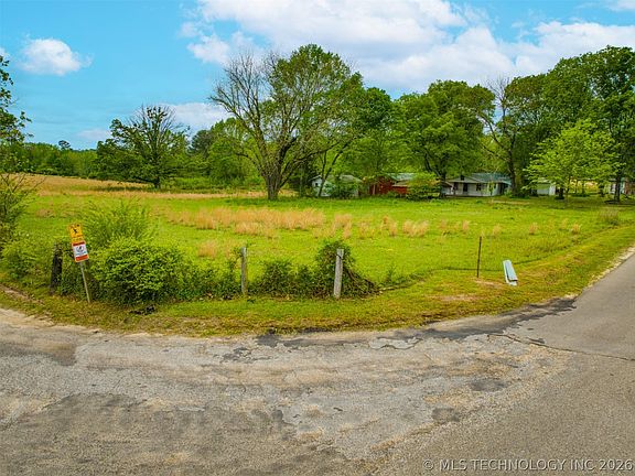 4th image of 5 Kuykendall Rd