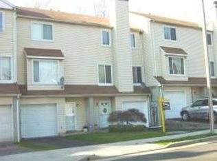 644 Jackson Ave, Roselle, NJ 07203