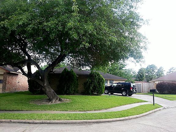 3rd image of 13310 N Thorntree Dr