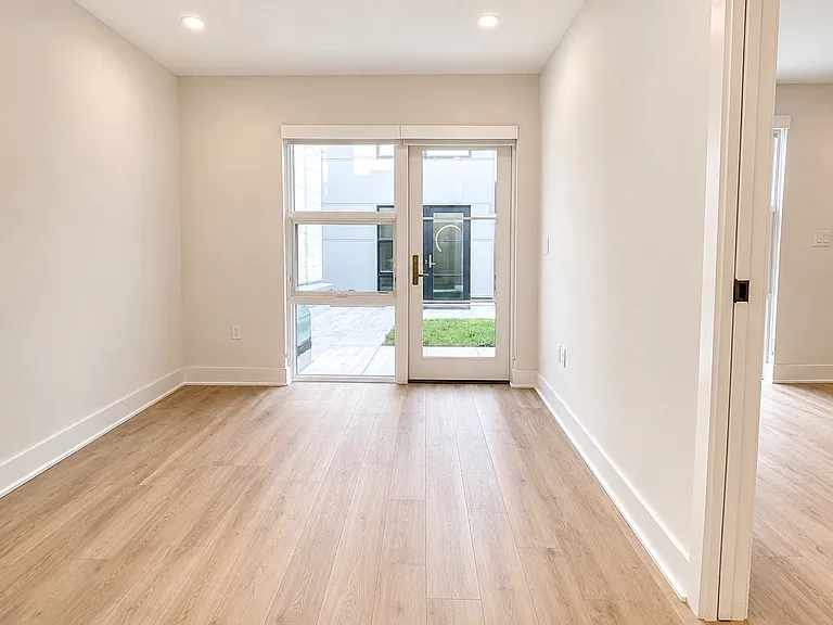 1716 14th St NW — Photo 9