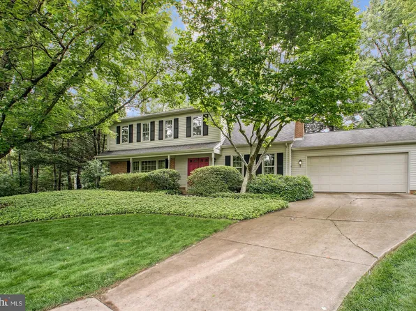 1881 Cold Creek Ct, Vienna, VA 22182