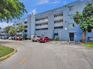 9375 Fontainebleau Blvd APT L305, Miami, FL 33172