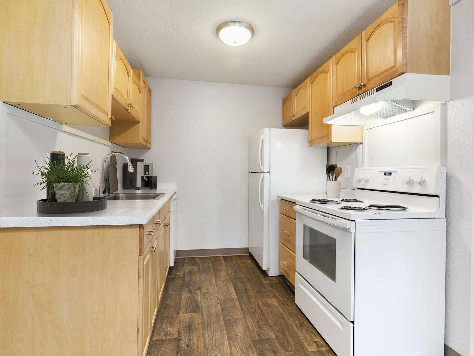 Cedars Apartments & Daffodil Court Townhomes — Photo 2