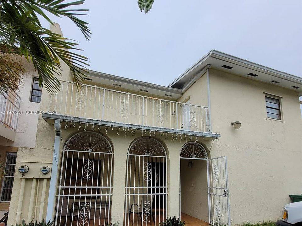 1st image of 10932 SW 25th St