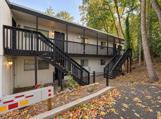 8040 SW 19th Ave #5, Portland, OR 97219