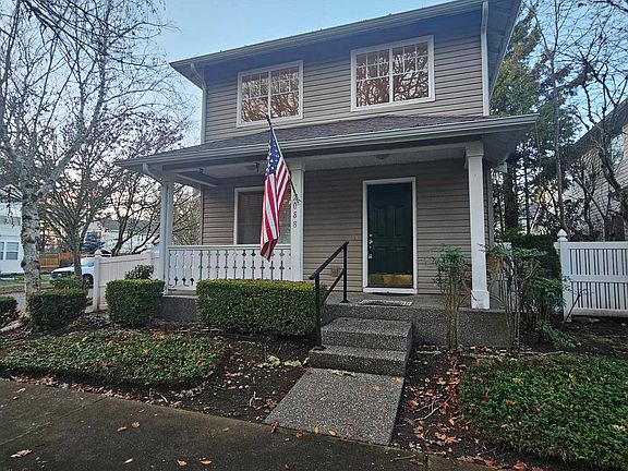3rd image of 2088 McDonald Ave