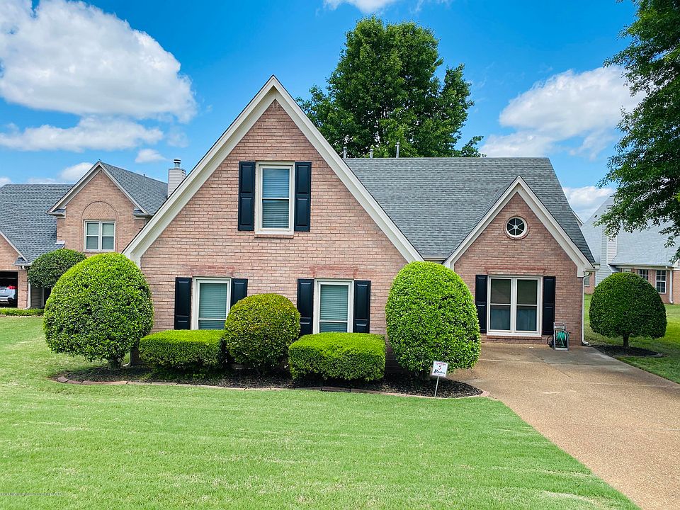 1st image of 8009 Oxford Dr