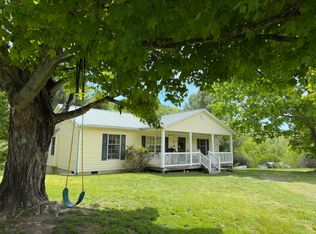 216 Bald Hills Farm Ln, Lewisburg, WV 24901