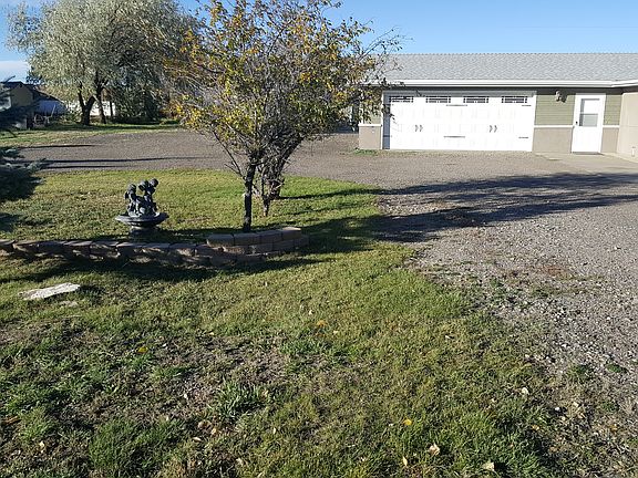 Garage and Front Yard