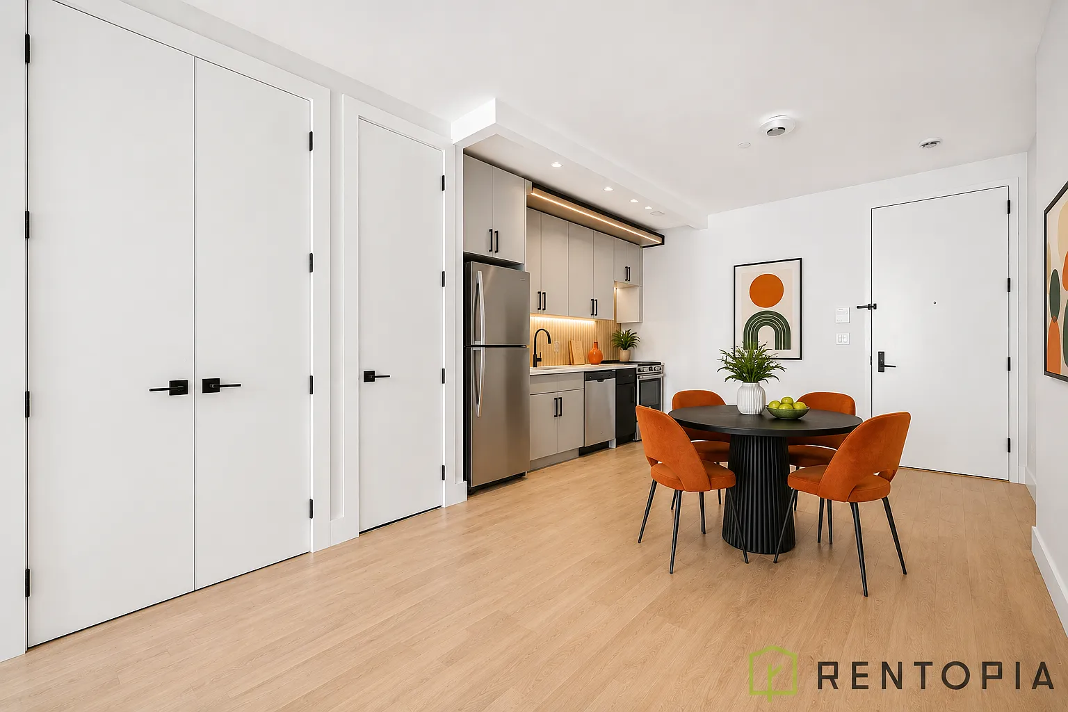 22 Frost Street — Photo 3