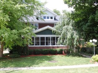 207 W Winnebago St, Winnebago, IL 61088