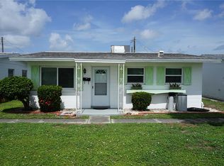 1536 Council Dr #9, Sun City Center, FL 33573