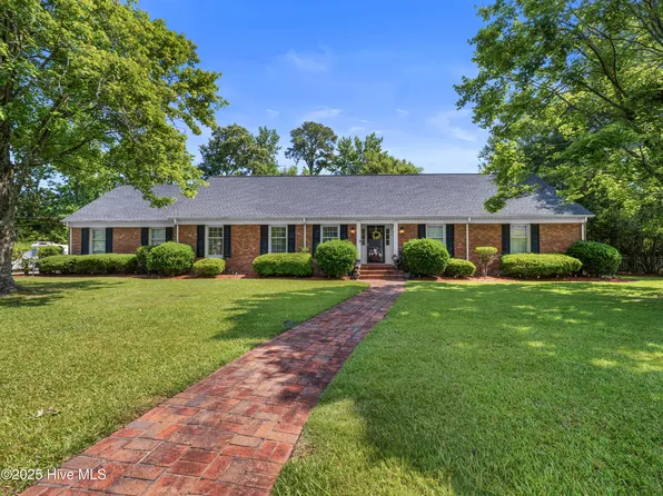 1911 Pawnee Drive, Kinston, NC 28504