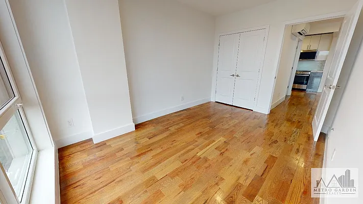 Rented by Metro Garden Realty NYC | media 34