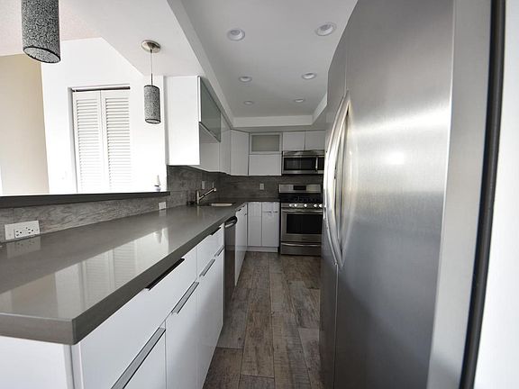 5th image of 6886 N Kendall Dr APT D202