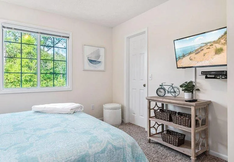 Master Bedroom with Queen Bed and TV