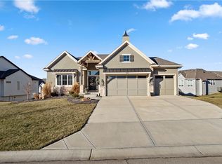 2456 W 176th St, Overland Park, KS 66085