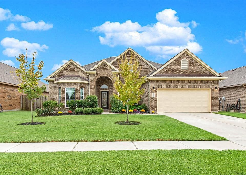 1st image of 32111 Dunham Creek Ln