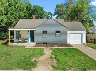 2415 E Menlo St, Wichita, KS 67211
