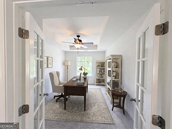 4th image of 638 Glen Valley Way