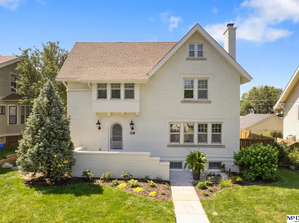 5019 Webster St, Omaha, NE 68132
