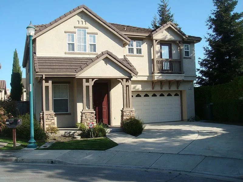 110 Windflower Ln photo 1