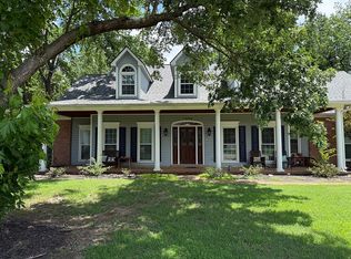 1336 Creekview Cv, Collierville, TN 38017