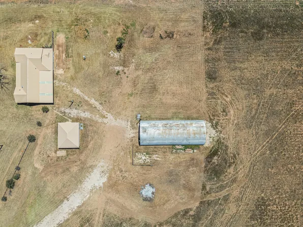 1954 Co Row #Y, Plainview, TX 79072