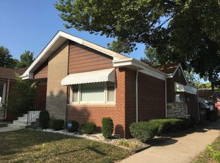 8600 S Bennett Ave, Chicago, IL