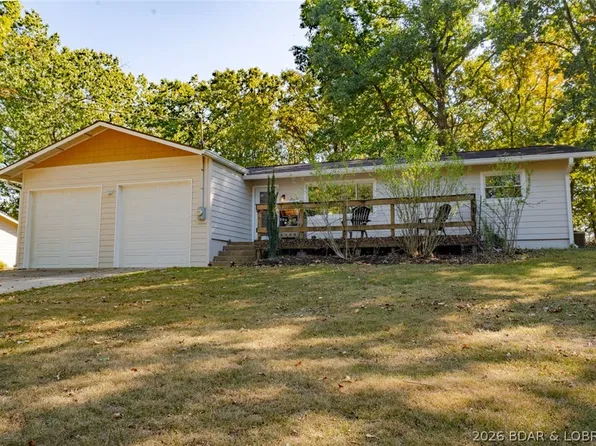 1884 Forrestview Ln, Osage Beach, MO 65065