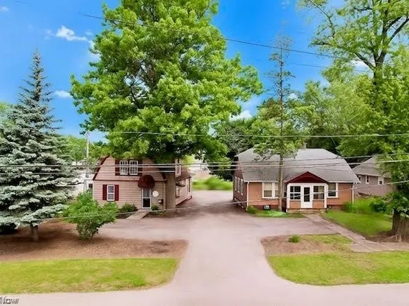 7285 Center St, Mentor, OH 44060