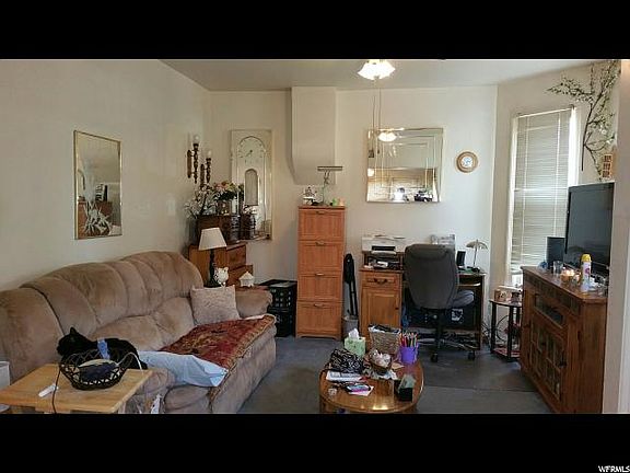 5th image of 346 E Downington Ave
