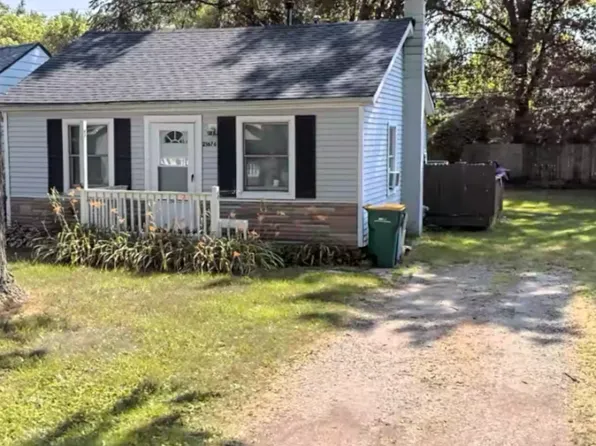 21676 Hamilton Ave, Farmington Hills, MI 48336
