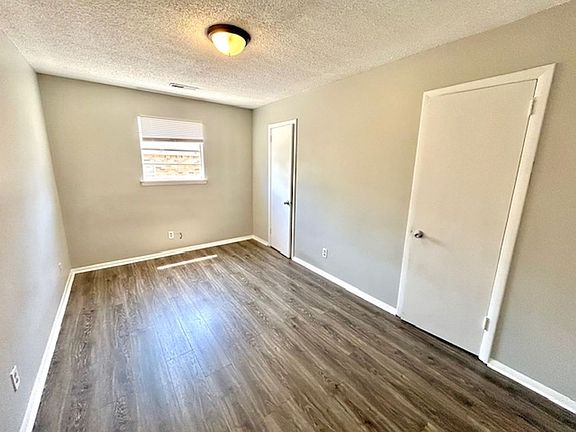 5th image of 4523 Foster Ave SW Unit B-5