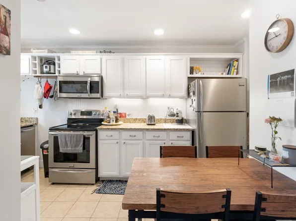84 Bunker Hill St #2, Charlestown, MA 02129