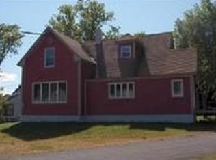 49 Middle Ave, Mexico, ME 04257