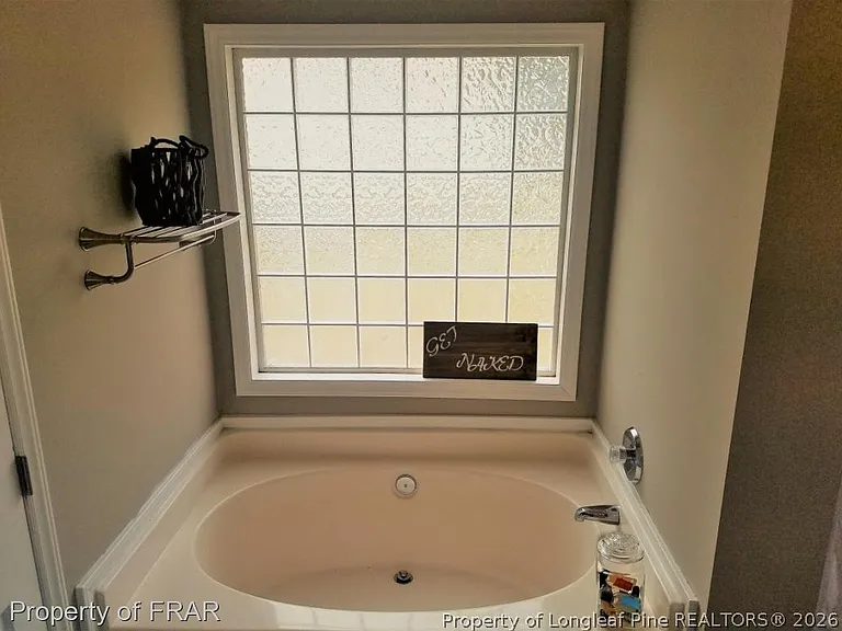 106 Sweet Bay Ct — Photo 15