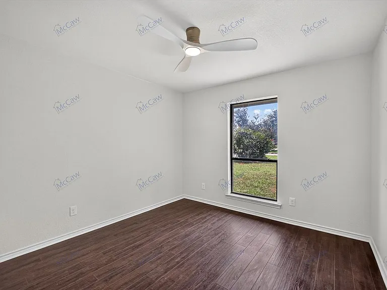 3505 Larkin Ln — Photo 9