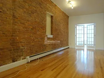 Rented by Manhattan Connection