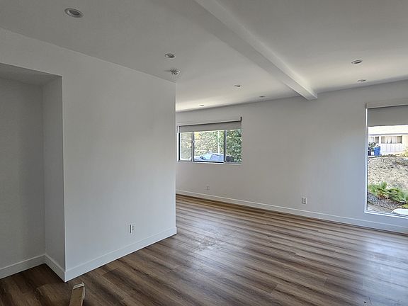 4th image of 20514 W Califa St