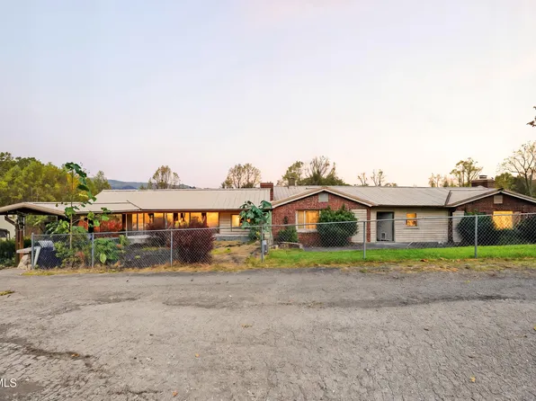 490 Delaney Ln, Clintwood, VA 24228