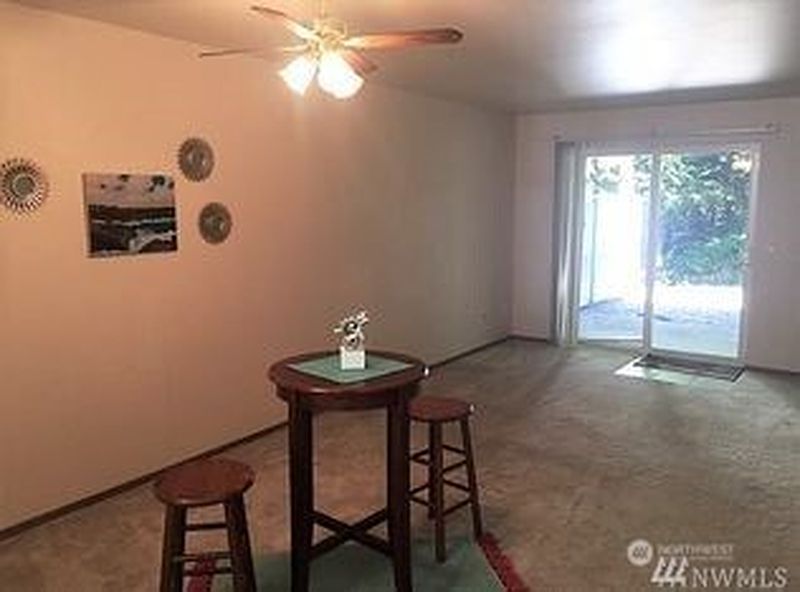 4th image of 1277 Sherman Avenue