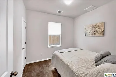 2 bed, 1026 sqft, $800 — Photo 3