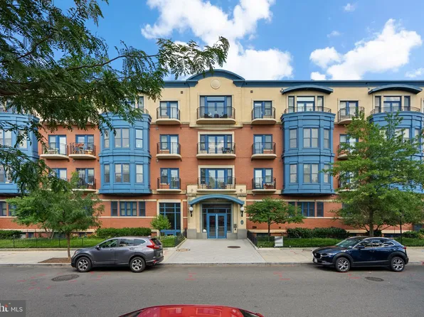 401 13th St NE APT 103, Washington, DC 20002