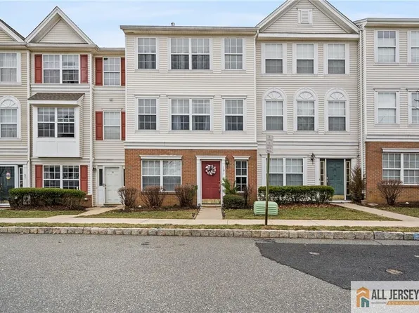 101 Giera Ct, Parlin, NJ 08859