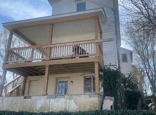 Stewart,SE,611, Roanoke, VA 24013