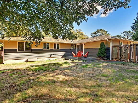 3rd image of 6805 86th St SW