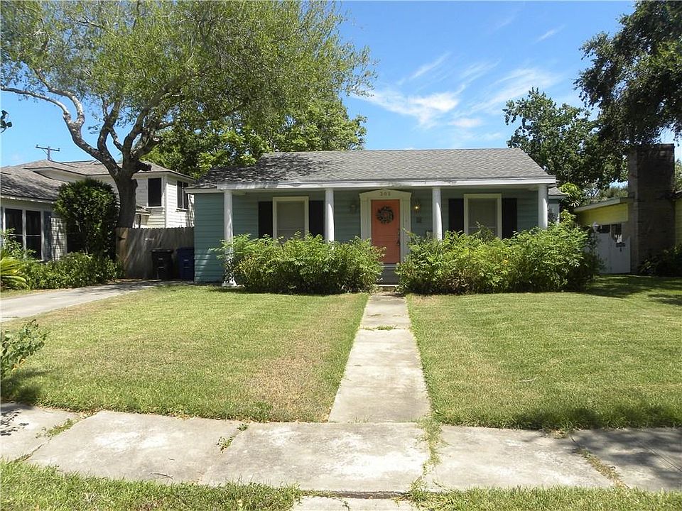 1st image of 305 Camellia Dr
